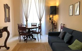 Domus Ottavia In Roma